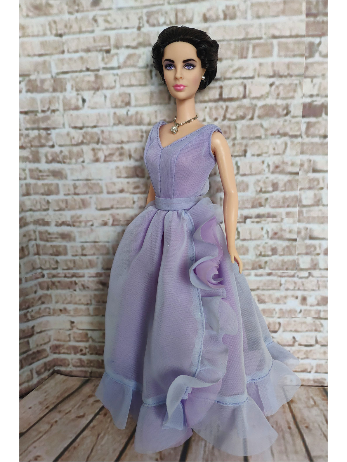 The Elizabeth Taylor 1