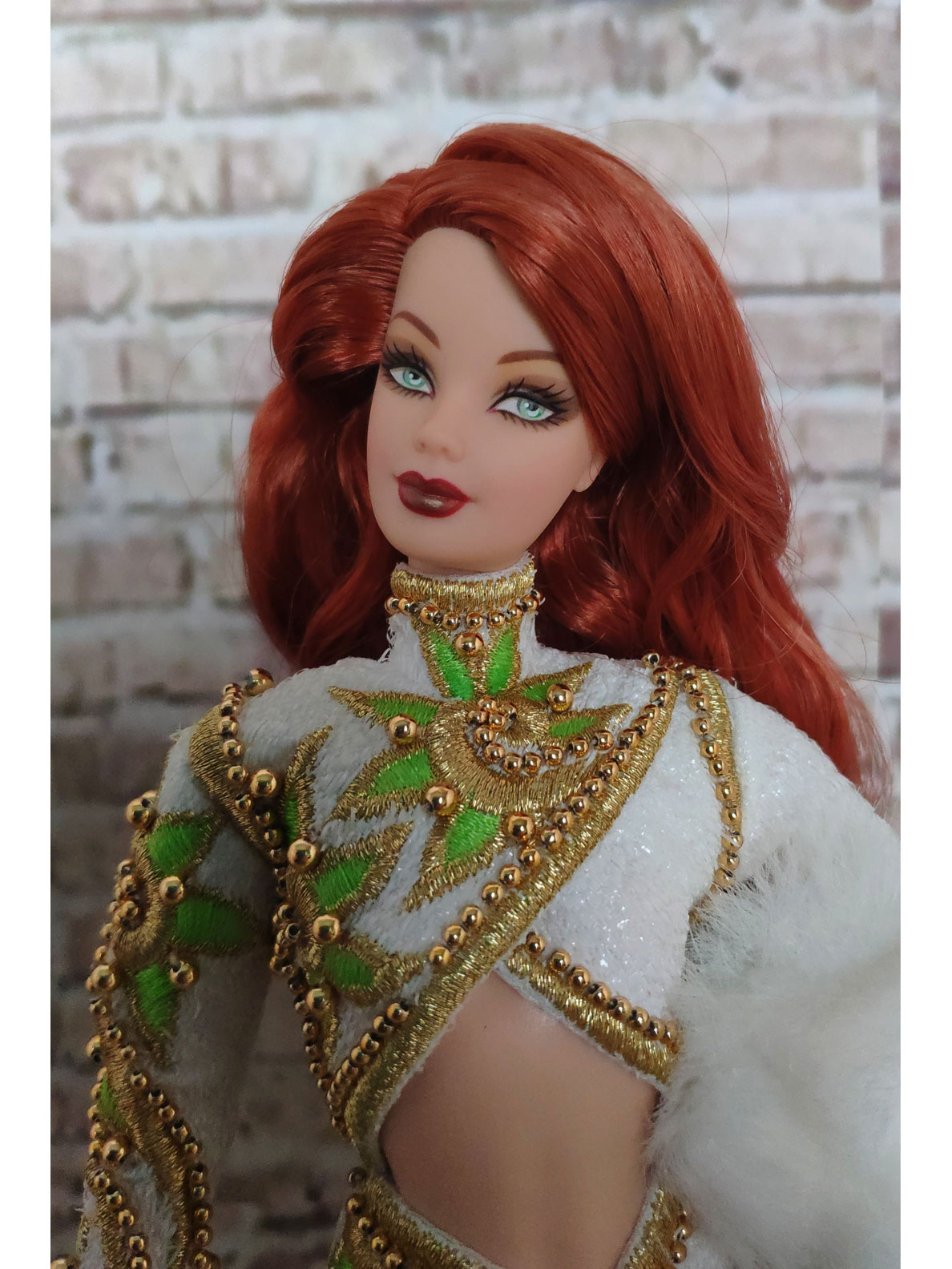 Bob Mackie Radiant Redhead 1