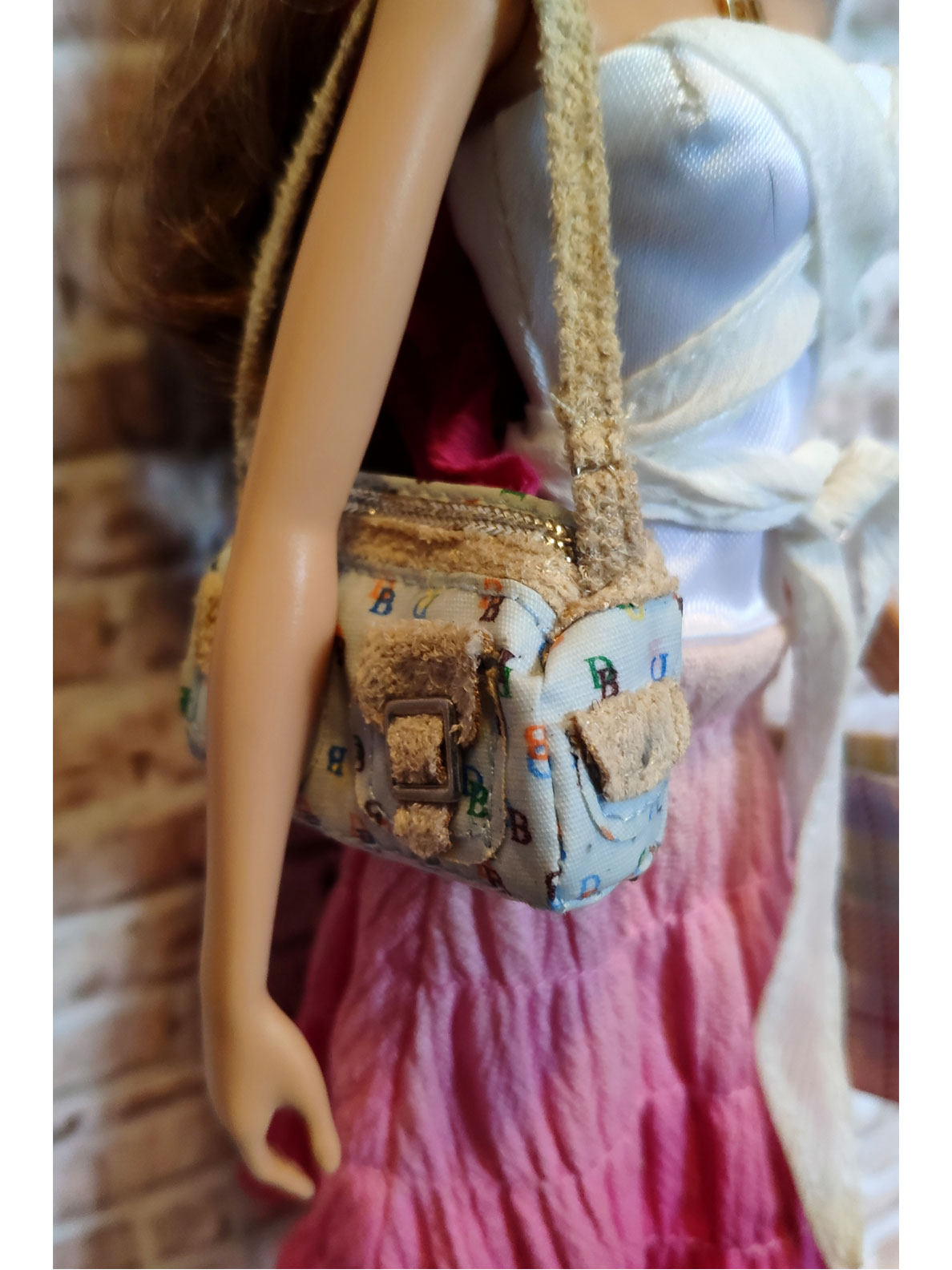 Dooney Bourke 2