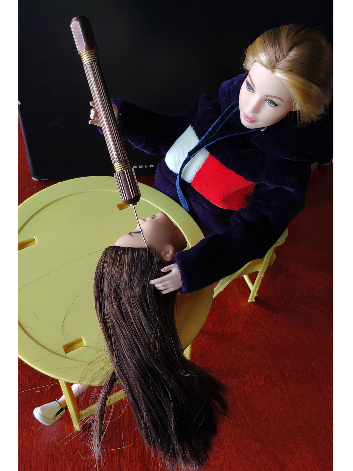 Gigi Hadid Tommy Hilfiger 2